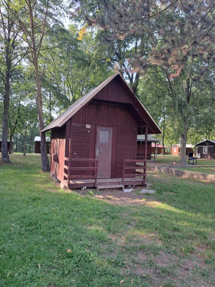 Ubytování ATC Hradec - Chatky 3